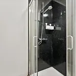 Дом отдыха Stunning 4-bed - Garden - Sleeps 14 *
